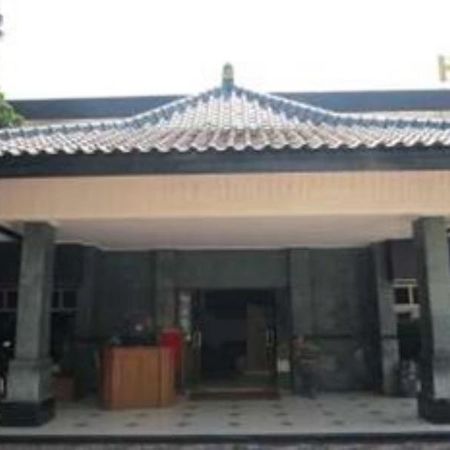 Mutiara Hotel Malang Exterior foto